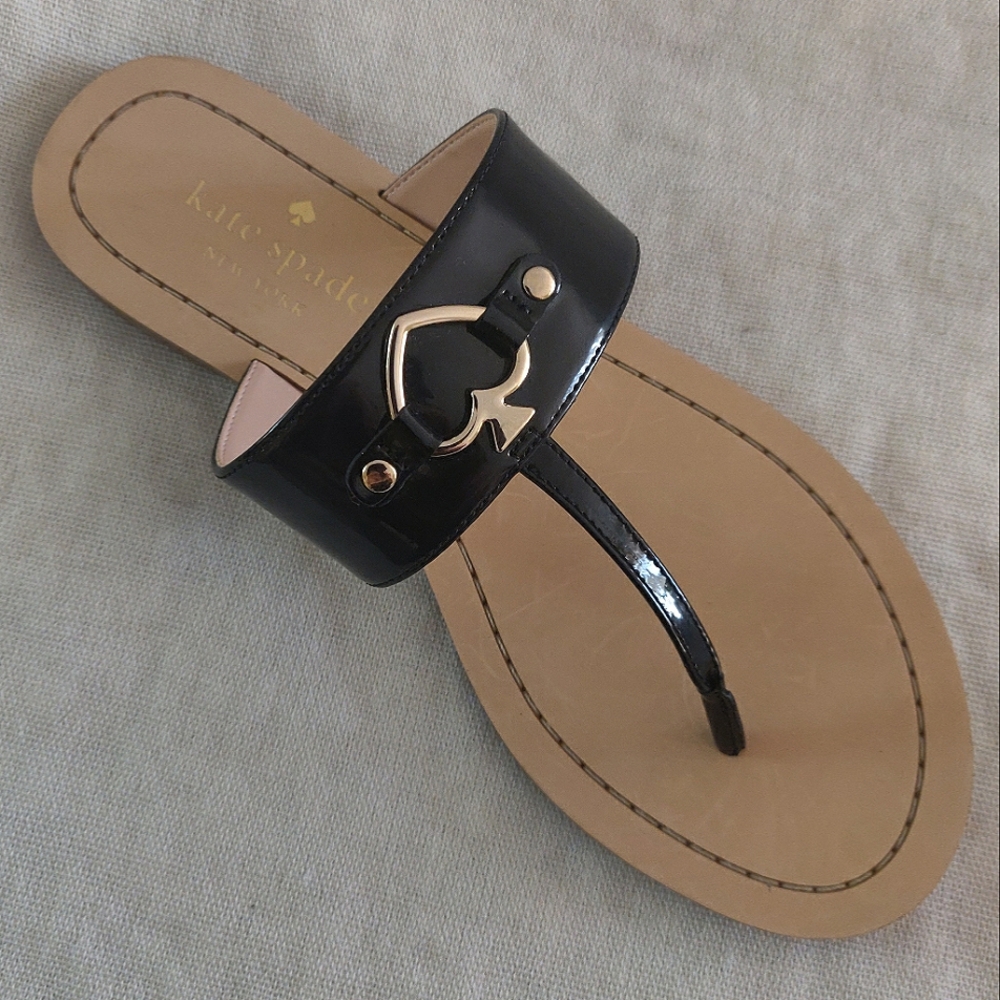 Kate Spade Cassia Thong Flat Black Sandal. Size 8.5